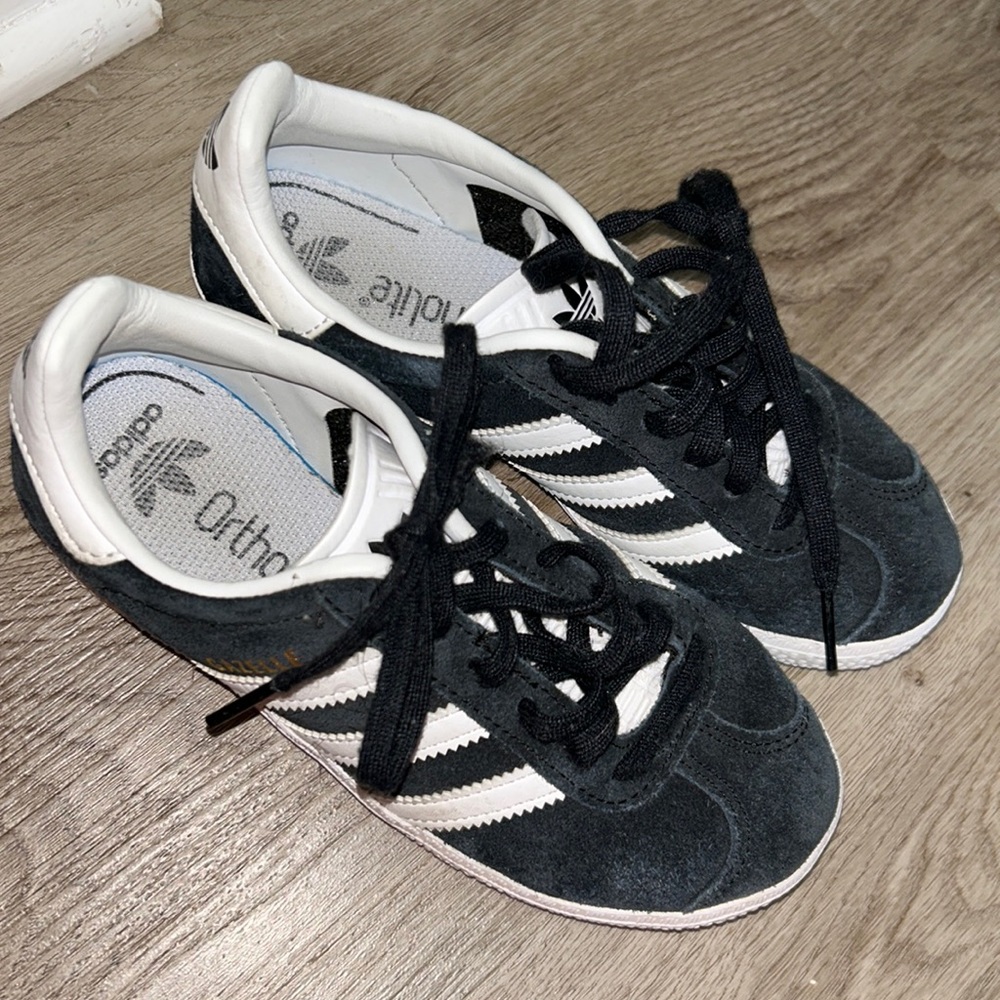 Kids Adidas Gazelle